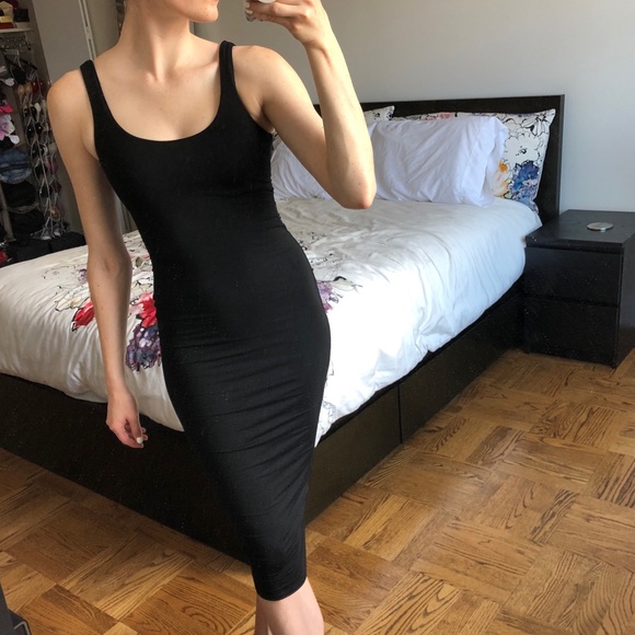 Dresses & Skirts - KIM Midi Tank Dress in Black